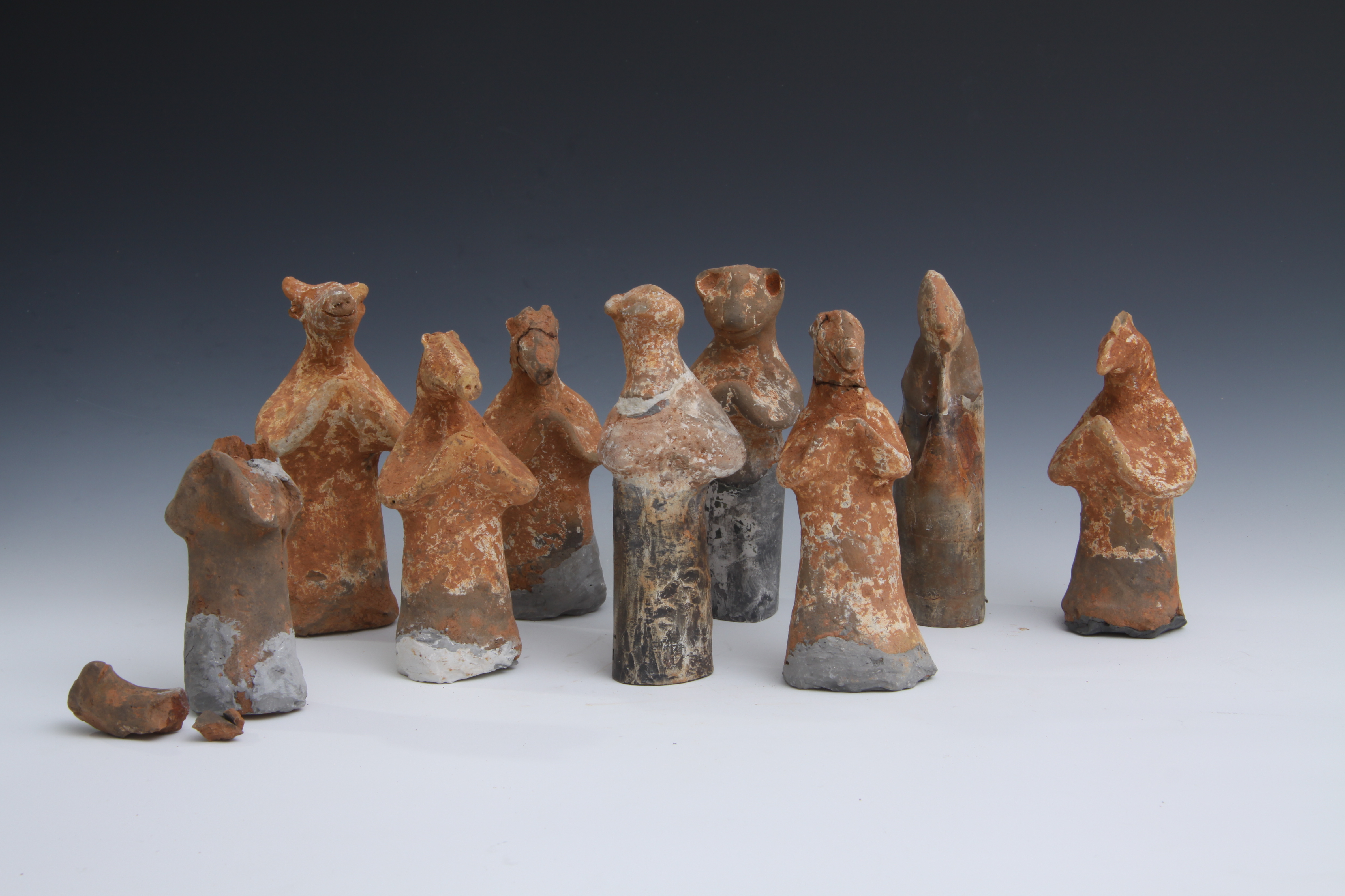 中国　陶俑　人物俑　陶人形　6体　C　R6384F A group of six pottery figures, Tang dynasty | 唐陶俑一組六